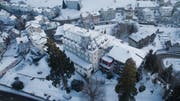 Das Bauland bei der «Holzkirche» (hinten auf dem Foto) liegt im Zentrum von Walzenhausen. (Bild: Ralph Ribi (6. Januar 2017))