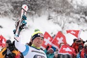Niels Hintermann nach seinem Kombinations-Sieg am Lauberhorn. (Bild Peter Schneider/Keystone (Wengen, 13. Januar 2017))