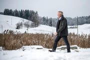 Max Renggli, Chef der gleichnamigen Holzbau- und Generalunternehmung, auf dem Firmengelände. (Bild: Pius Amrein, Schötz, 11. Januar 2019)