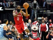 James Harden zeigt gegen die Memphis Grizzlies eine fantastische Vorstellung (Bild: KEYSTONE/AP/DAVID J. PHILLIP)