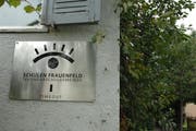 Der Eingang zur «Timeout»-Liegenschaft an der Lachenackerstrasse in Frauenfeld. (Bild: Nana do Carmo)