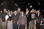 Der alte und neue Vorstand (von links): Robin Odermatt, Erika Zumbühl, Nadine Keiser, Andy Amacher, Priska Odermatt, Dominik Suter, Ueli Christen und Martina Waser. Es fehlt Roman Achermann. (Bild: PD)