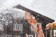 Nun räumt sich der Schnee von selbst: Das Wetter wird hochdruckbestimmt. (Bild: Keystone)