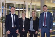 Von links: Raphael Haag, Monika Fuchs, Angela Eberhart und Michael Schmid wurden zu Mitgliedern des Kaders befördert. (Bild: PD)