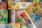 Die Steuergesetzrevisionen 19 und 2020 führen bei den Gemeinden zu Einnahmeausfällen von 1,7 Millionen Franken. (Bild: Keystone)