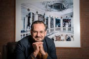 Jonas Lüscher hat mit seinem Roman «Kraft» 2017 den Schweizer Buchpreis gewonnen. Dessen Held erleidet einen realen Albtraum. (Bild: Geri Born)