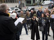 Mitte November trugen ehemalige Angestellte von «Le Matin» ihre Anliegen auf die Strasse. (Bild: Keystone/JEAN-CHRISTOPHE BOTT)