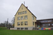 Das Primarschulhaus in Neuwilen. (Bild: Urs Brüschweiler)