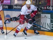 Dario Trutmann (Nummer 86) spielt ab der nächsten Saison für die ZSC Lions (Bild: KEYSTONE/ANTHONY ANEX)