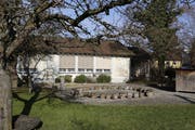 Der Schulrat will den Doppelkindergarten an der Bogenstrasse sanieren oder durch einen Neubau ersetzen. (Bild: Rudolf Hirtl)