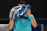 In der Startrunde ausgeschieden: Meist fällt der Australier Bernard Tomic neben dem Platz mehr auf. (Bild: Lukas Coch/EPA (Melbourne, 14. Januar 2019))
