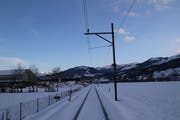 Zwischen Wattwil und Ebnat-Kappel werden im Rahmen des «Cluster 2019» der Ober- und der Unterbau sowie die Fahrleitung ersetzt.