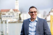 Christian Zanetti am Hafen. (Bild: Donato Caspari)