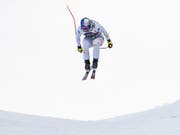 Mit Speed durch die Wengener Luft: Dominik Paris war am Donnerstag im Training der Schnellste (Bild: KEYSTONE/ANTHONY ANEX)