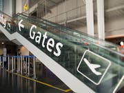 Auf dem Flughafen Basel-Mülhausen geht es weiter aufwärts. Im vergangenen Jahr wurden 8,6 Millionen Passagiere verzeichnet. Im laufenden Jahr sollen es neun Millionen sein. (KEYSTONE/Georgios Kefalas) (Bild: KEYSTONE/GEORGIOS KEFALAS)
