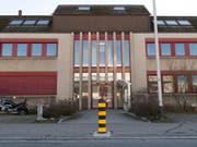 Das Gebäude der Serafe AG in Fehraltdorf ZH. Die neue Erhebungsstelle für die Radio- und Fernsehgebühren verwendet gemäss dem Verband Schweizerischer Einwohnerdienste (VSED) nicht die aktuellsten Daten der Einwohnerregister. (Bild: KEYSTONE/THOMAS DELLEY)