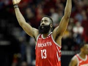 James Harden spielte grandios und jubelte lange - nach der 142:145-Niederlage gegen Brooklyn ärgerte er sich aber (Bild: KEYSTONE/AP/DAVID J. PHILLIP)
