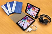Die geplanten Investitionen für die Schüler der Volksschulgemeinde Bischofszell: Tablet (iPad), Tastatur und Kopfhörer. (Bild: PD)