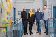 Das Ehepaar René und Vreni Lebrument und ihre zwei Nachfolger, Sacha Nydegger und Philipp Engel (von links). (Bild: Urs Bucher)