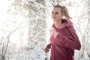 Annette Fetscherin ist leidenschaftliche Joggerin. (Bild: Andrea Stalder)