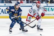 Thierry Bader (links) am Spengler-Cup. (Bild: KEY/Davos, Dezember 2018)
