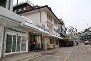 Zürcherstrasse 4: Das ehemalige «Spielhus» im Geschäftshaus am Kreisel ist für 2900 Franken pro Monat zur Vermietung ausgeschrieben.