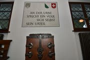 Die historische Wahlurne im Stadthaus. (Bild: Manuel Nagel)