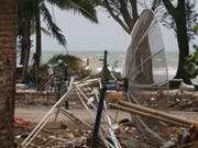 Nach Naturkatastrophen wie dem verheerenden Erdbeben auf Indonesischen Inseln kurz vor Weihnachten fehlt in den betroffenen Regionen häufig Strom. Bei «Tech4Good» geht es um Projekte, welche Technik für solche und ähnliche Fälle entwickeln. (Bild: KEYSTONE/AP/ACHMAD IBRAHIM)