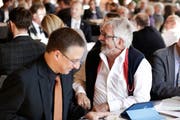 Beschwerde gegen den Grossen Rat: Jost Rüegg (r.) kennt den Beschwerdeführer. (Bild: Donate Caspari)