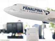 Für den Logistiker Panalpina interessiert sich die DSV aus Dänemark. Kühne+Nagel hingegen nicht. (Bild: KEYSTONE/CHRISTIAN BEUTLER)