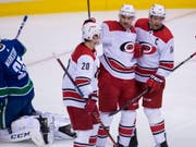 Nino Niederreiter war beim Sieg der Carolina Hurricanes in Vancouver der Matchwinner (Bild: KEYSTONE/AP The Canadian Press/JONATHAN HAYWARD)