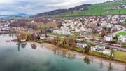 Rorschacherberg stimmt über einen Uferweg entlang des Neuseelands ab. Links im Bild die Villa Mang mit Bootshaus. (Bild: Urs Bucher)