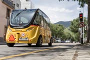In Sion VS verkehrt bereits ein selbstfahrender Bus. Ohne Chauffeur, wie der Name schon sagt. Bild: Cyril Zingaro/Keystone