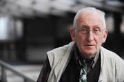 Werner Bucher, Schriftsteller und Verleger, fotografiert am 15. Oktober 2008 in Luzern. (Foto: Boris Bürgisser)