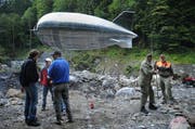 Testflug für den Zeppelin in Zusammenarbeit mit dem Zivilschutz. (Bild: Corinne Glanzmann (Engelberg, 27. August 2008))