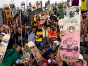 Skateboards haben einen hohen Sammlerwert, wie eine Versteigerung in den USA zeigte. (Bild: KEYSTONE/EPA/ROLEX DELA PENA)