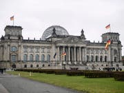 Die Unionsparteien verlieren in einer regelmässigen Wählerumfrage in ihrer Popularität in Deutschland. (Bild: KEYSTONE/EPA/CLEMENS BILAN)