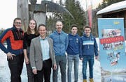Voller Einsatz für ein Nebeneinander von Berufswelt und Sport (von links): Roland Bösch, Nadine Odermatt, Thilo Briel (Leiter Lehraufsicht), Marc Eggimann, Robin Eggimann und Silvio Thürig auf dem Gelände des Sportcamps Melchtal. (Bild: Robert Hess (Stöckalp, 25. Januar 2019))
