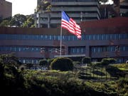 Die USA und Venezuela haben vorerst eine Lösung für die amerikanischen Diplomaten in der US-Botschaft in Caracas gefunden. (Bild: KEYSTONE/EPA EFE/MIGUEL GUTIERREZ)