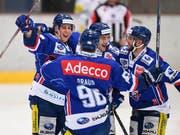 Die GCK Lions schlagen Winterthur in der Verlängerung und hoffen, die Playoffs in der Swiss League noch zu erreichen (Bild: KEYSTONE/NICK SOLAND)