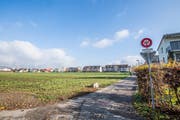 Die städtische Parzelle an der Sonnenhofstrasse, auf welcher in Zusammenarbeit mit der HGW eine Mehrgenerationensiedlung entstehen soll. (Bild: Thi My Lien Nguyen)