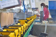 Am Standort der Denipro AG in Weinfelden verlieren mehrere Dutzend Menschen ihre Arbeit. (Bild: Mario Testa)