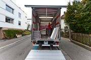 Ein Umzug ist nicht nur mit logistischem, sondern auch mit administrativem Aufwand verbunden. (Bild: Gaetan Bally, Zürich, 30. März 2012)