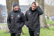 FCL-Trainer René Weiler (rechts) mit seinem neuen Assistenten Manuel Klökler. (Bild: Andy Müller/Freshfocus (Luzern, 2. Januar 2019))