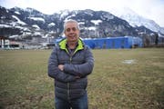 OK-Präsident Josef Loretz auf der «Bärenmatt» in Schattdorf, wo die Viehausstellungen 2019 stattfinden. (Bild: Urs Hanhart, Schattdorf, 30. Januar 2019)