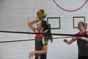 Voller Einsatz am Volleyball-Turnier in der Kollegi-Turnhalle. (Bild: Matthias Piazza (Stans, 30. Januar 2019))