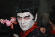 Die Besucher gaben sich schon immer viel Mühe mit den Vampirkostümen. (Bild: Rudolf Hirtl, Februar 2012)