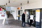 Bis 2020 steht die Poststelle im Gemeindehaus den Steinacherinnen und Steinachern noch mindestens zur Verfügung (Bild: Rudolf Hirtl)