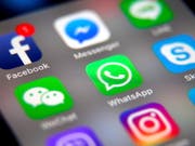 20 Dollar im Monat: Facebook bezahlte 13- bis 35-Jährigen Geld für den Zugriff auf sämtliche deren Handydaten. (Bild: KEYSTONE/EPA/RITCHIE B. TONGO)