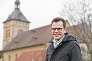 Der 45-jährige Berufsrichter Dominik Diezi will Arbons nächster Stadtpräsident werden. Die Wahl findet am 10. Februar statt. (Bild: Donato Caspari)
